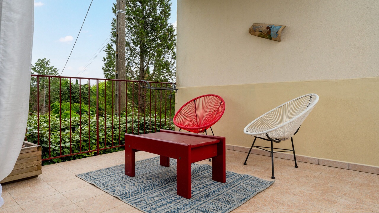 Photo of Patio Balcony in Rousson