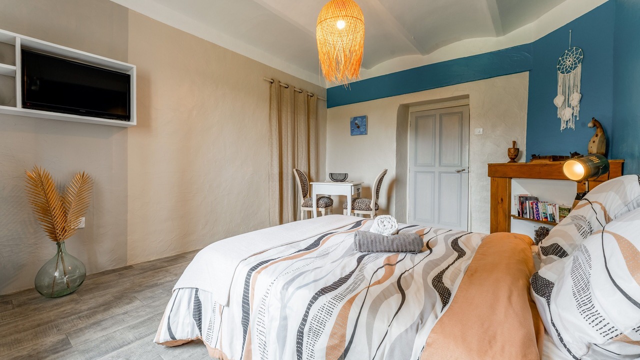 Photo of Bedroom in Rousson