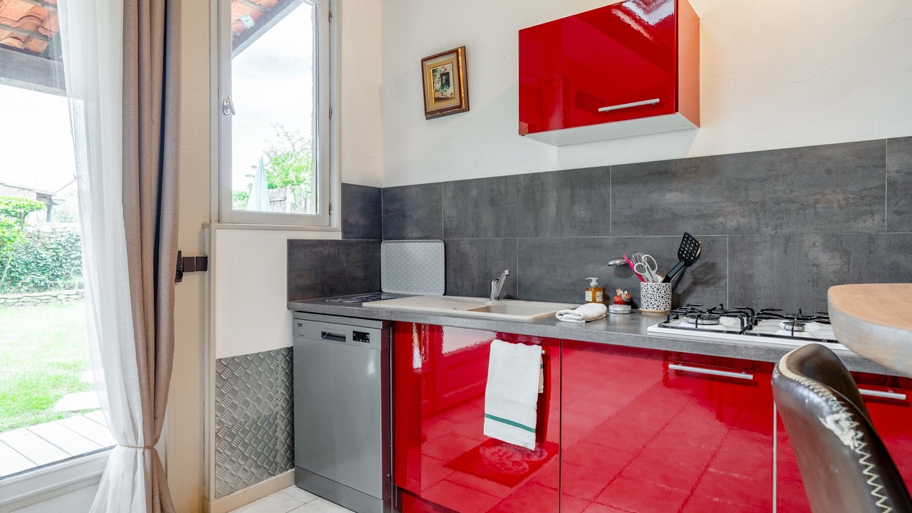 Photo of Kitchen in Rousson