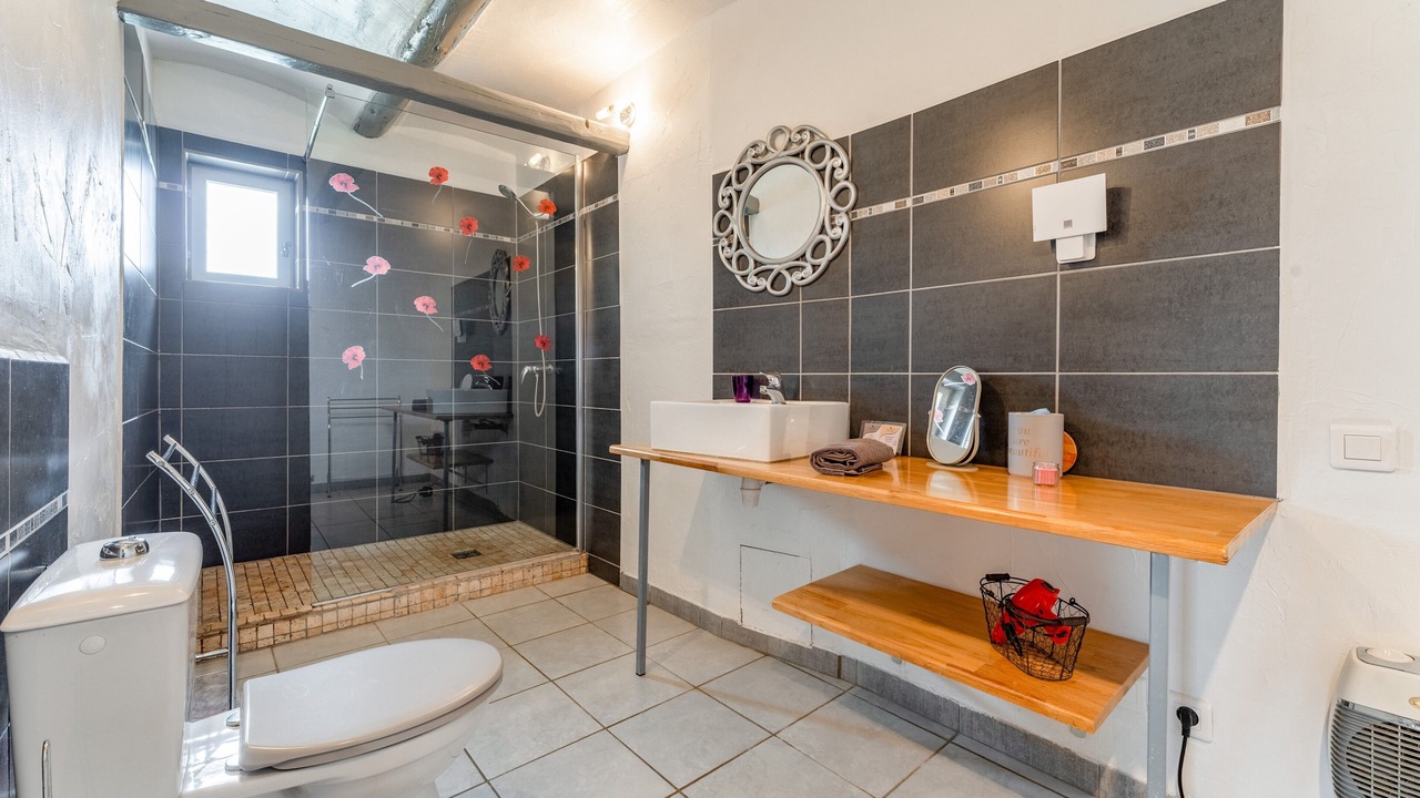 Photo of Bathroom in Rousson