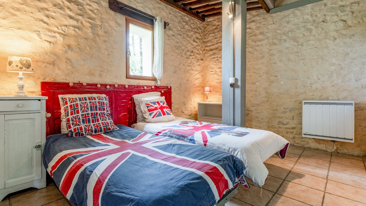 Photo of Bedroom in Rousson
