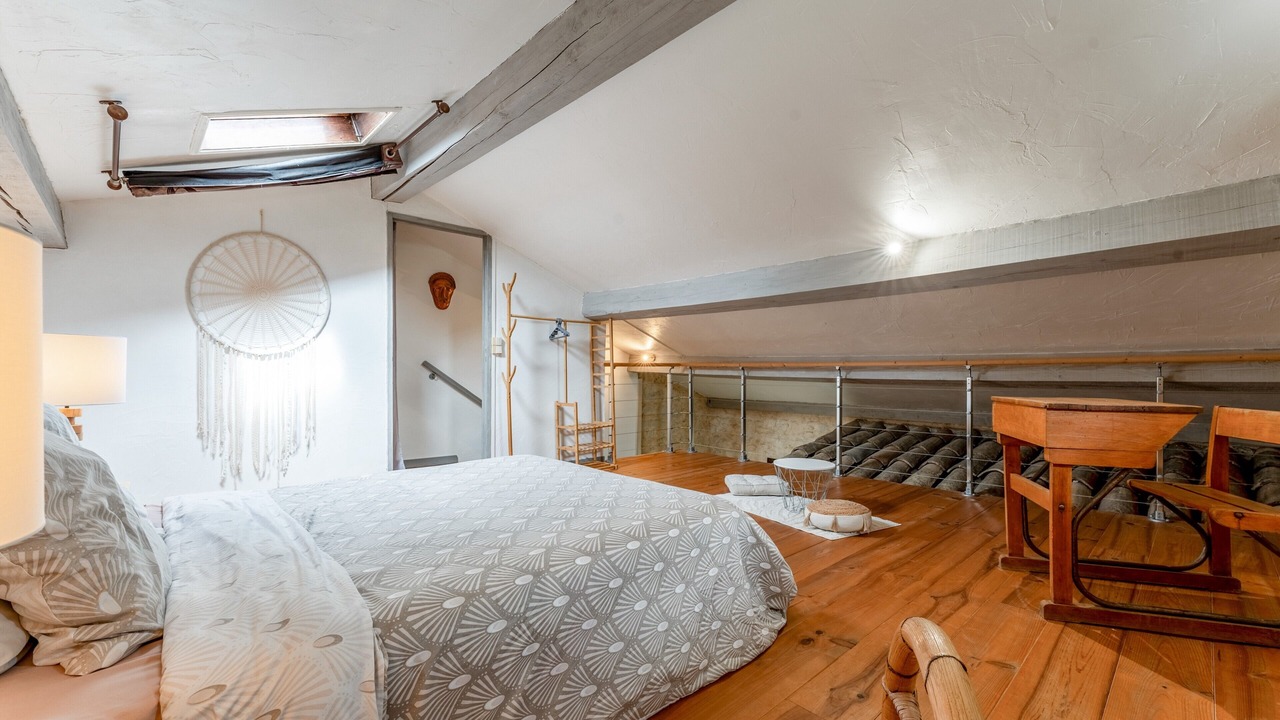 Photo of Bedroom in Rousson