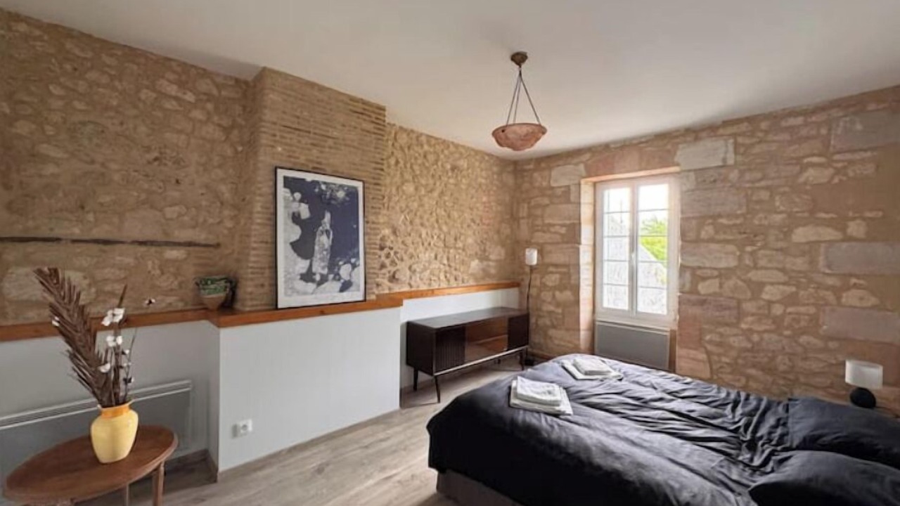 Photo of Bedroom in Jau-Dignac-et-Loirac
