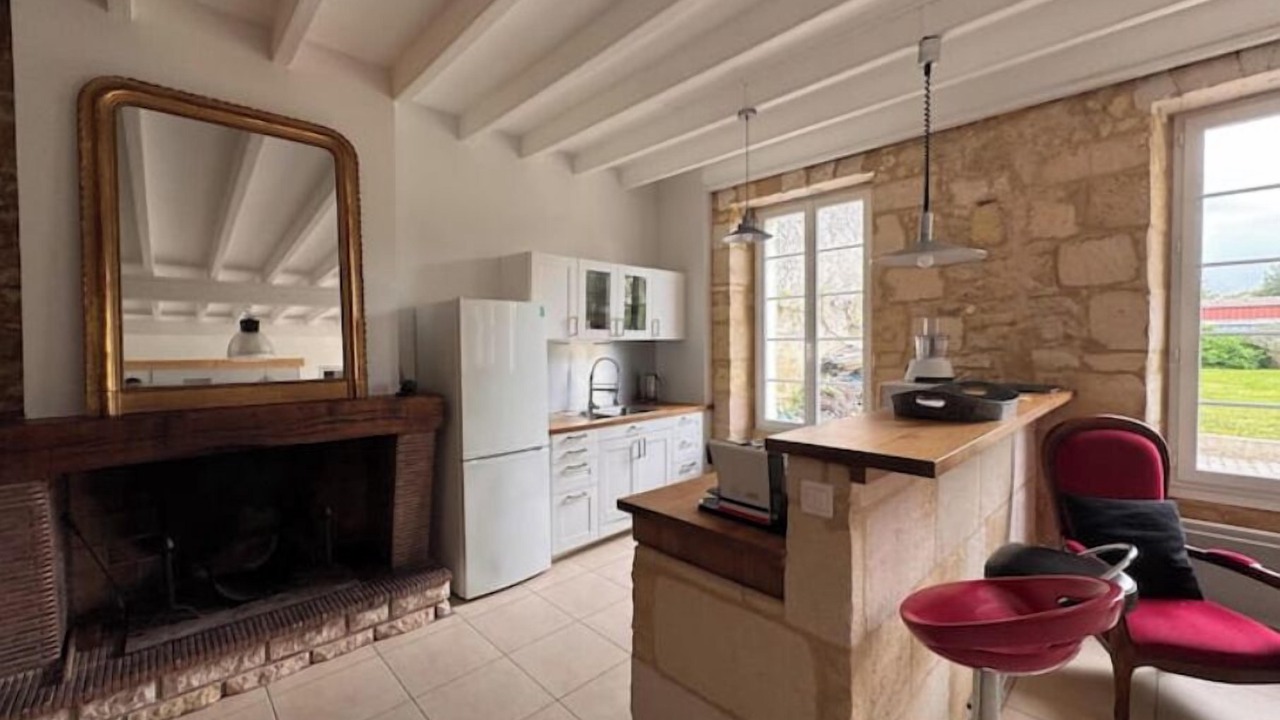 Photo of Kitchen in Jau-Dignac-et-Loirac
