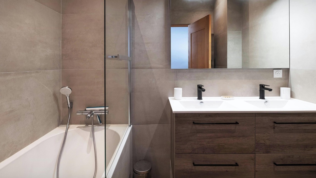 Photo of Bathroom in Pralognan-la-Vanoise