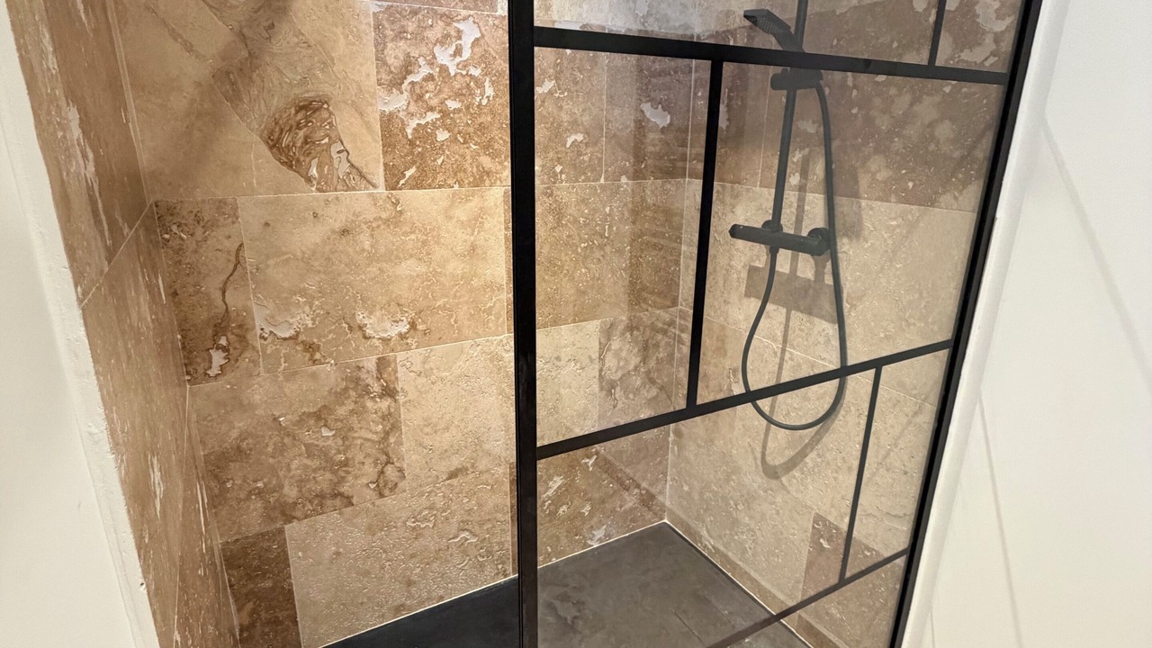 Photo of Bathroom in Cairanne