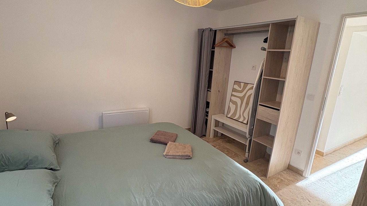 Photo of Bedroom in Cairanne