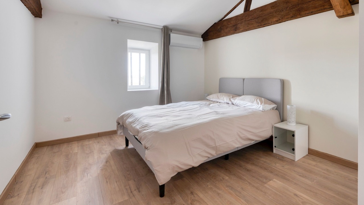 Photo of Bedroom in Begadan