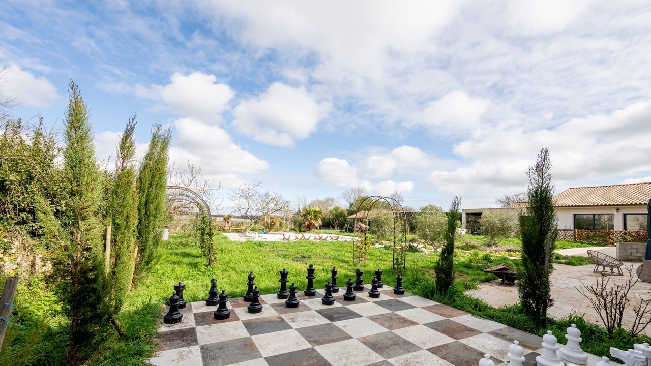 Photo of Outdoor in Begadan