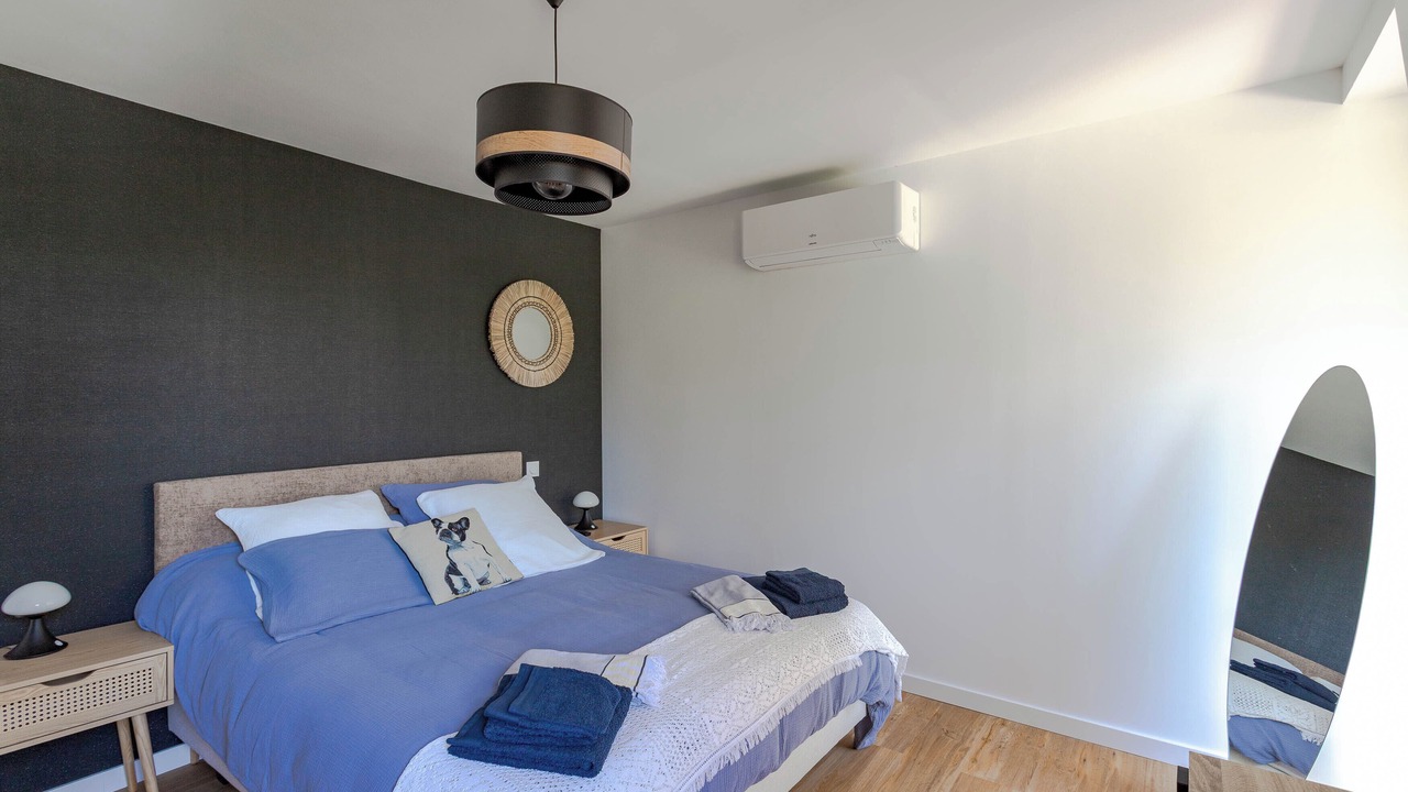 Photo of Bedroom in Sainte-Gemme