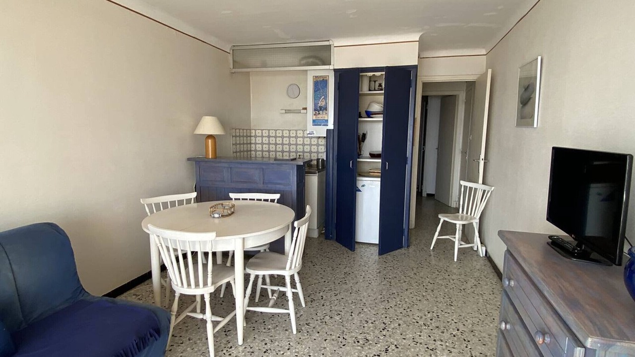 Photo of Livingroom in Le Port