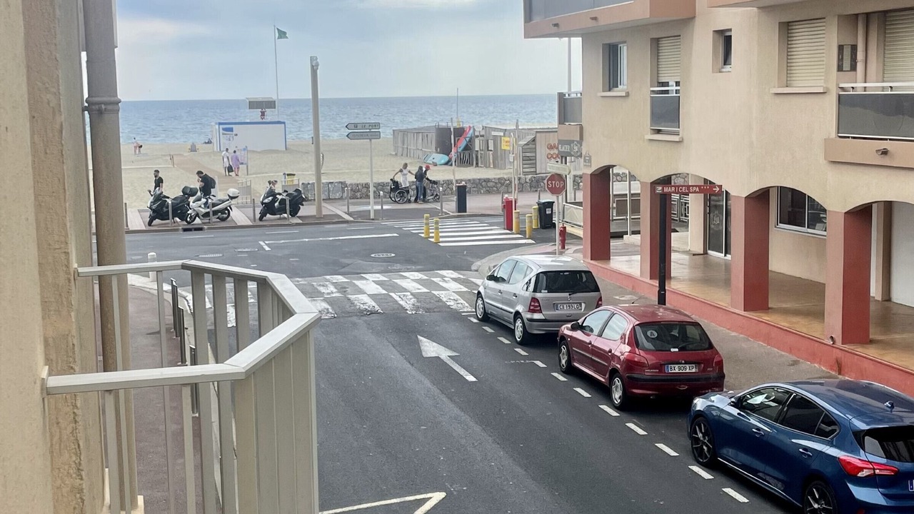 Photo of Outdoor in La Jetee