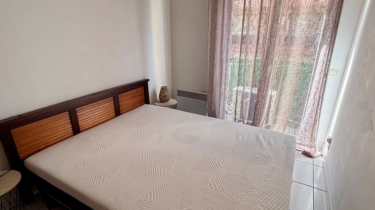Photo of Bedroom in La Jetee