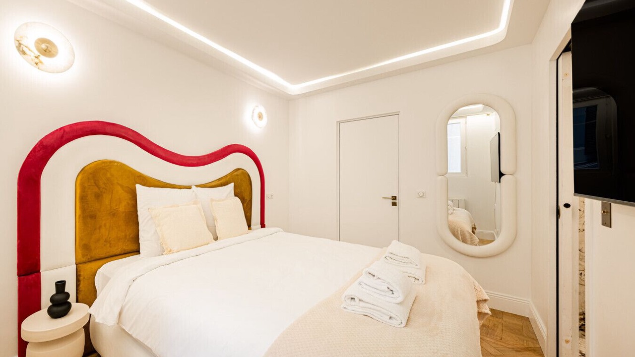 Photo of Bedroom in Sorbonne