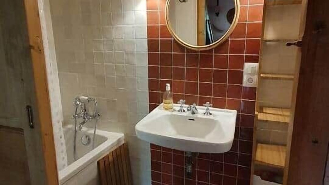 Photo of Bathroom in Lavastrie