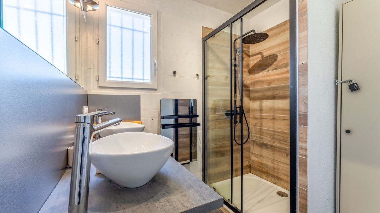 Photo of Bathroom in Salon-de-Provence