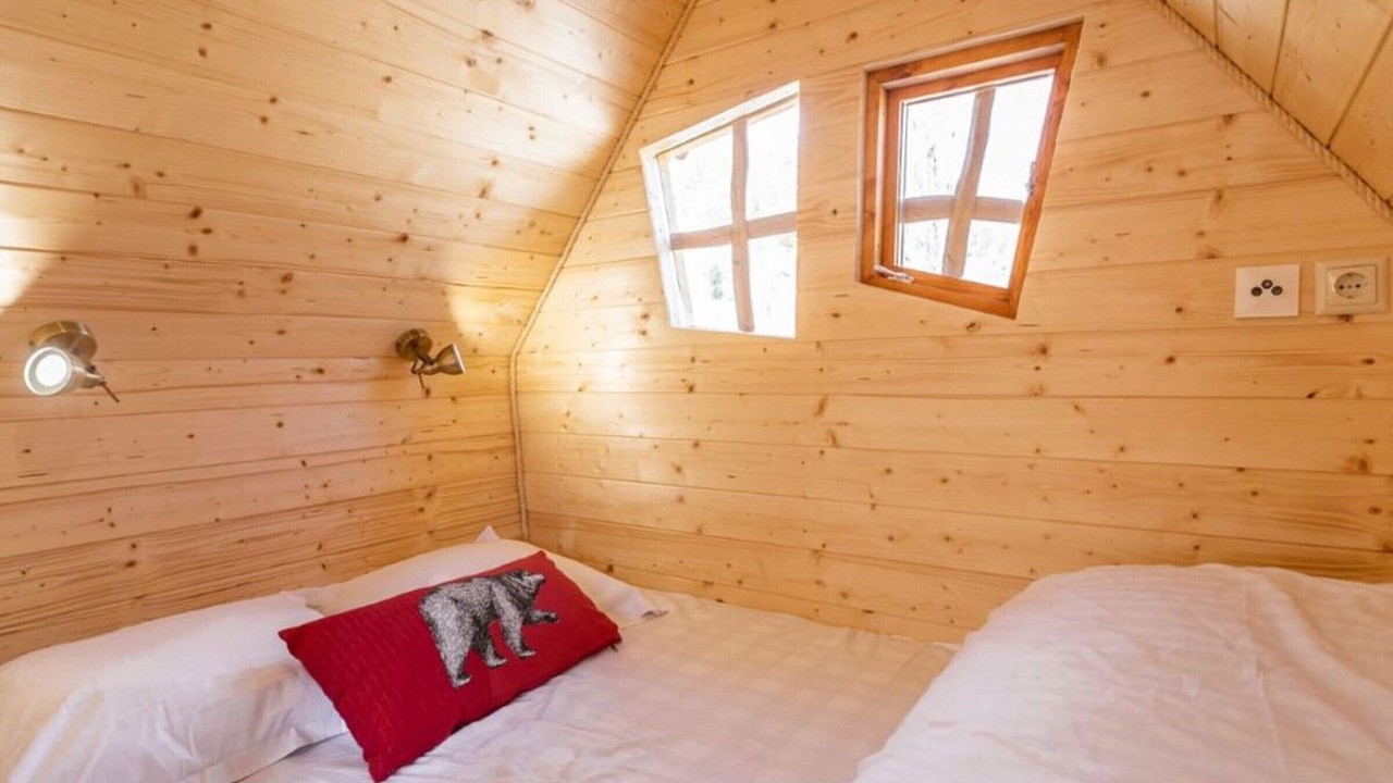 Photo of Bedroom in Peone