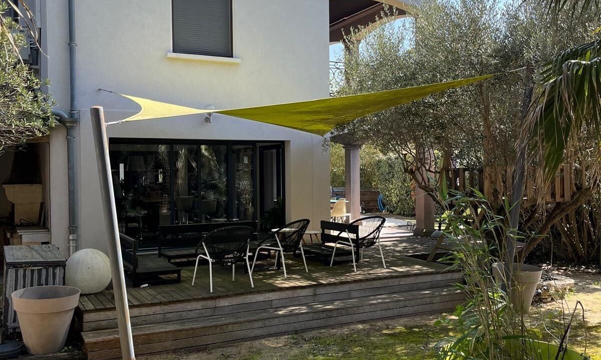 Photo of Patio Balcony in Boisseron
