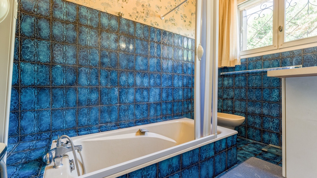 Photo of Bathroom in Nyons