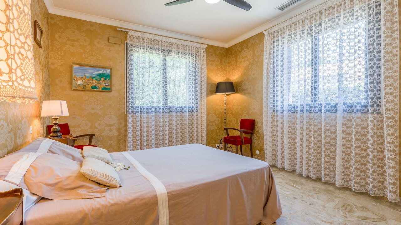 Photo of Bedroom in Nyons