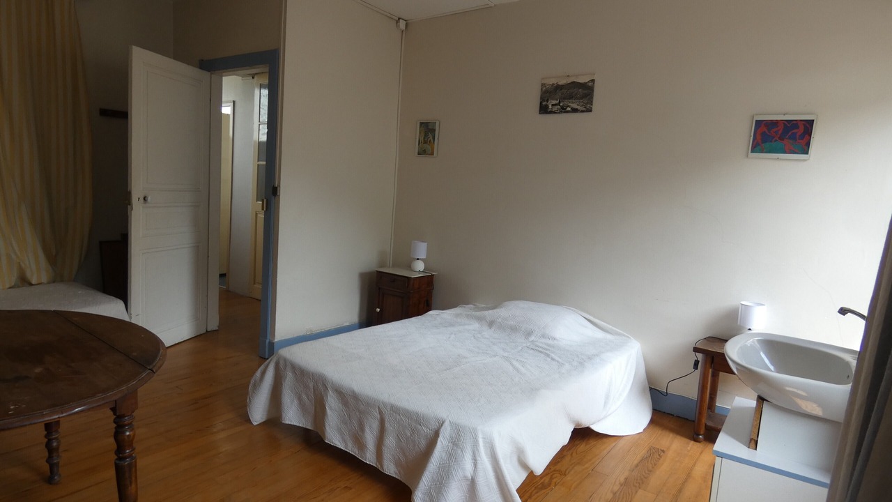 Photo of Bedroom in Saint-Mamet