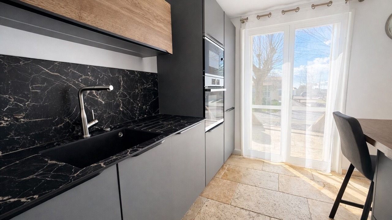 Photo of Kitchen in Le Grau-dʼAgde