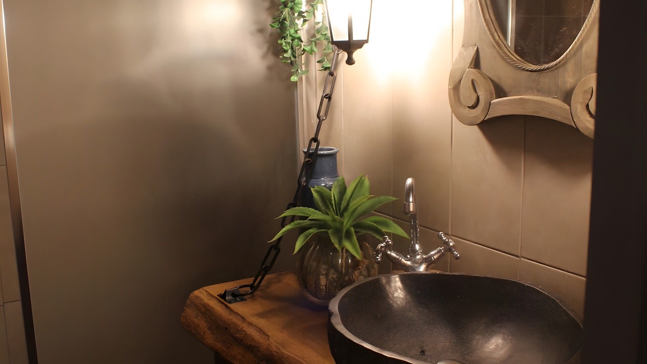 Photo of Bathroom in Lavaurette