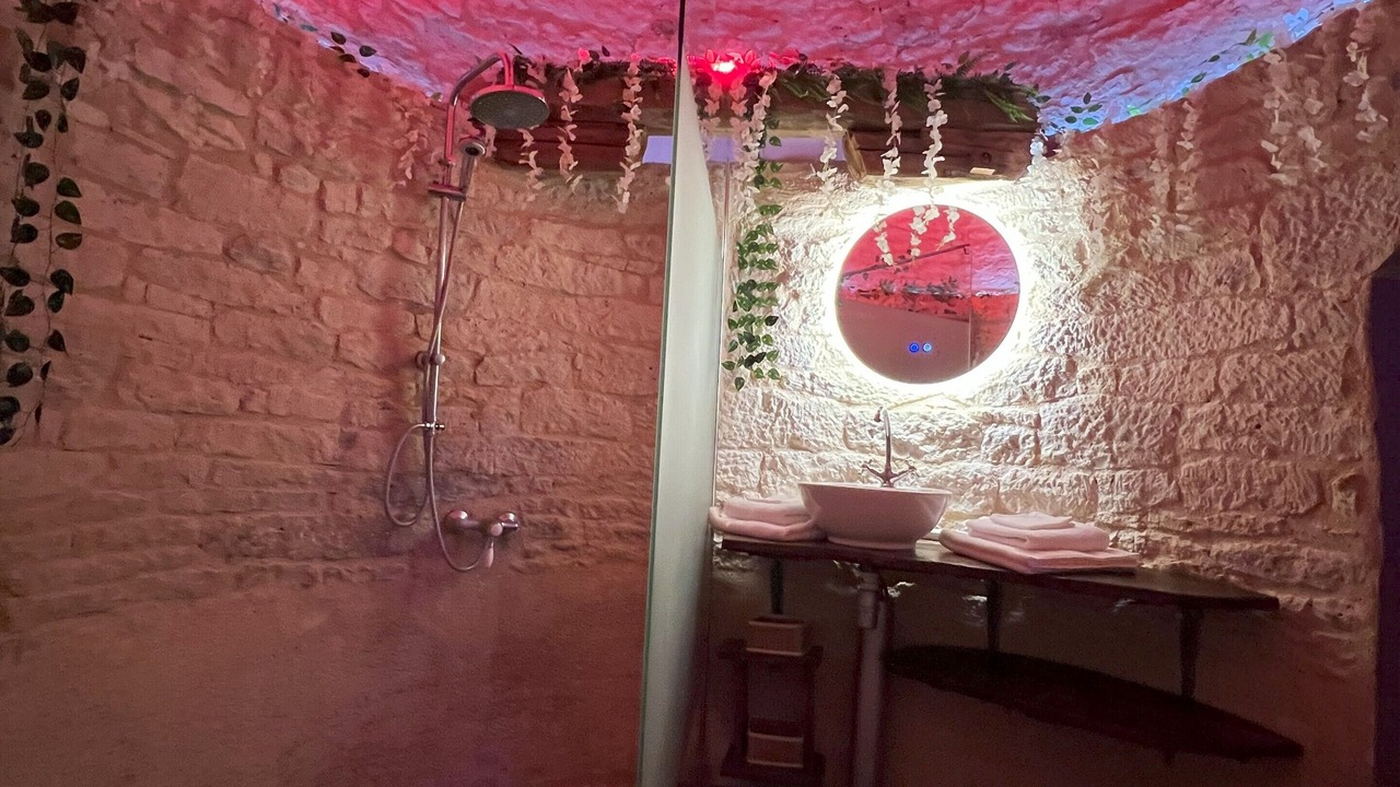 Photo of Bathroom in Lavaurette