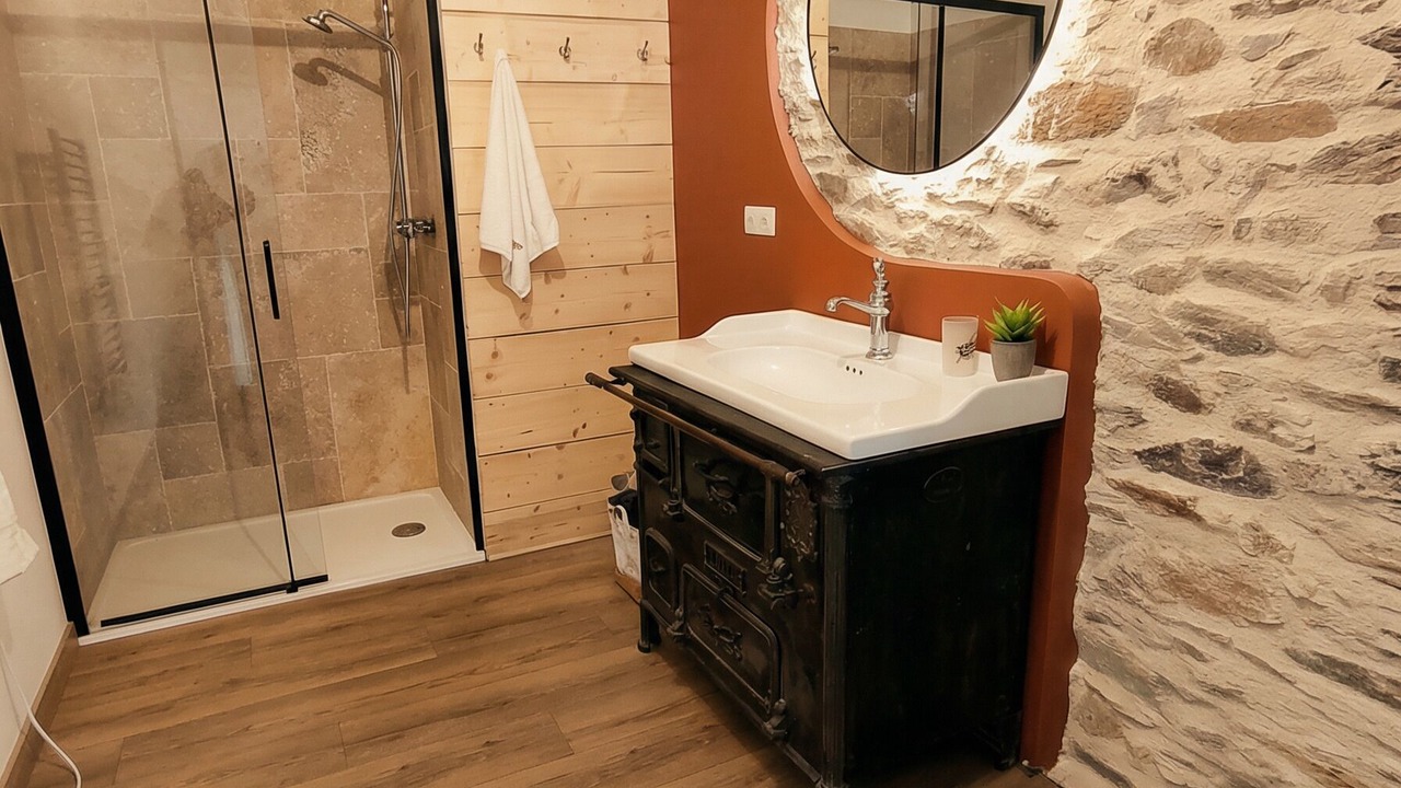 Photo of Bathroom in Trevien