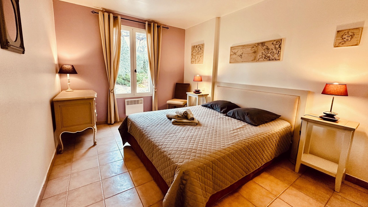 Photo of Bedroom in Gigondas