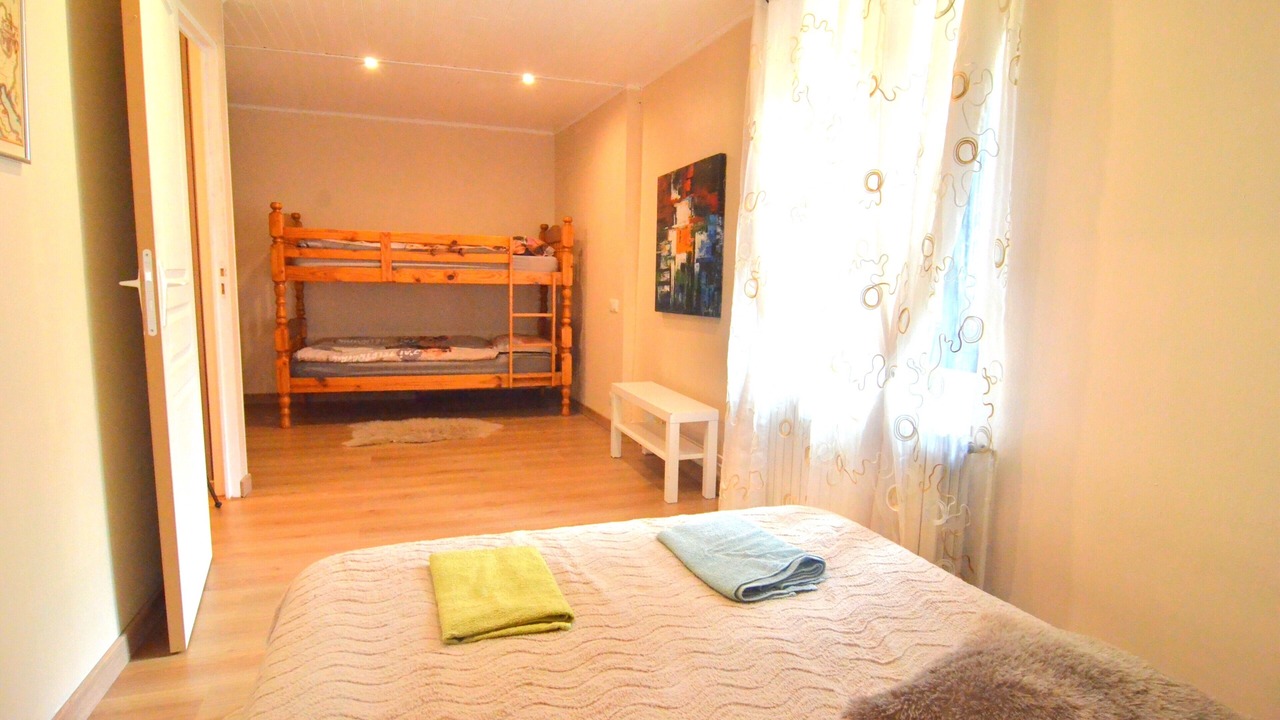 Photo of Bedroom in Campan