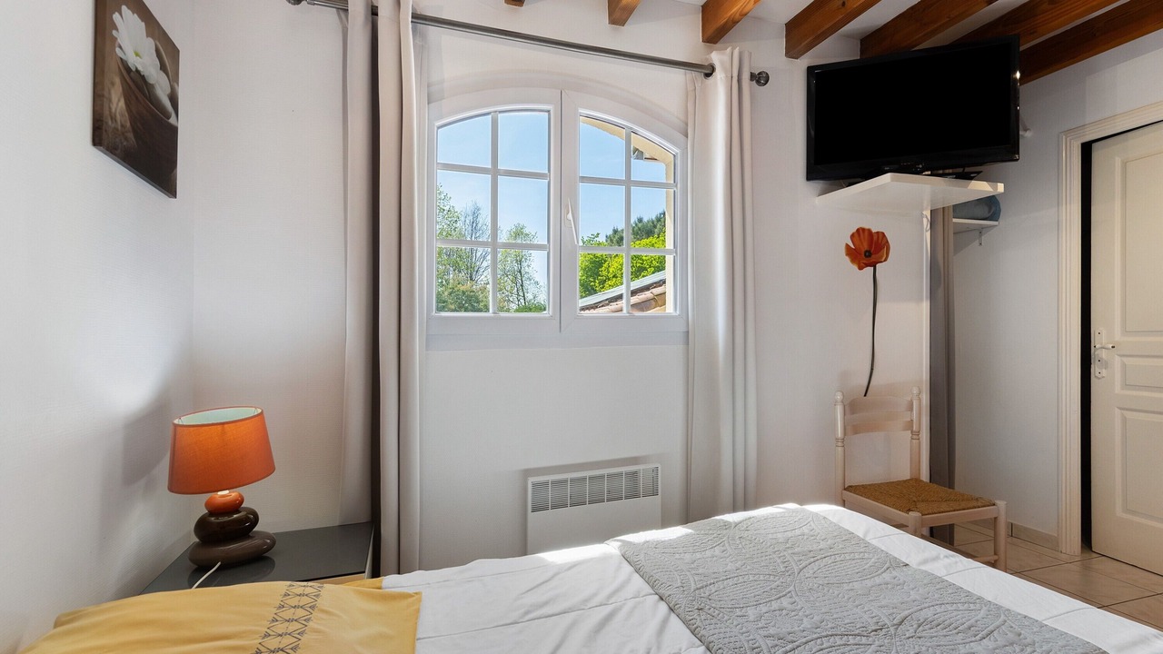 Photo of Bedroom in Begadan