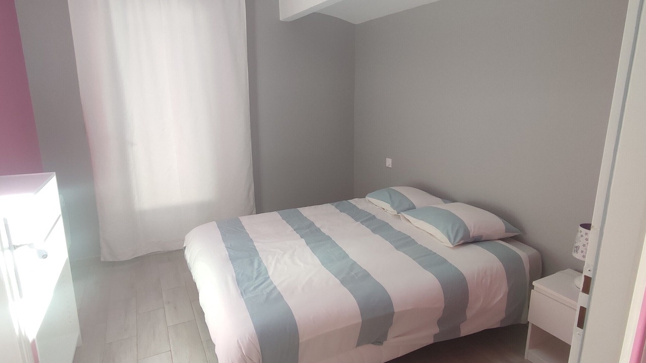 Photo of Bedroom in Begadan