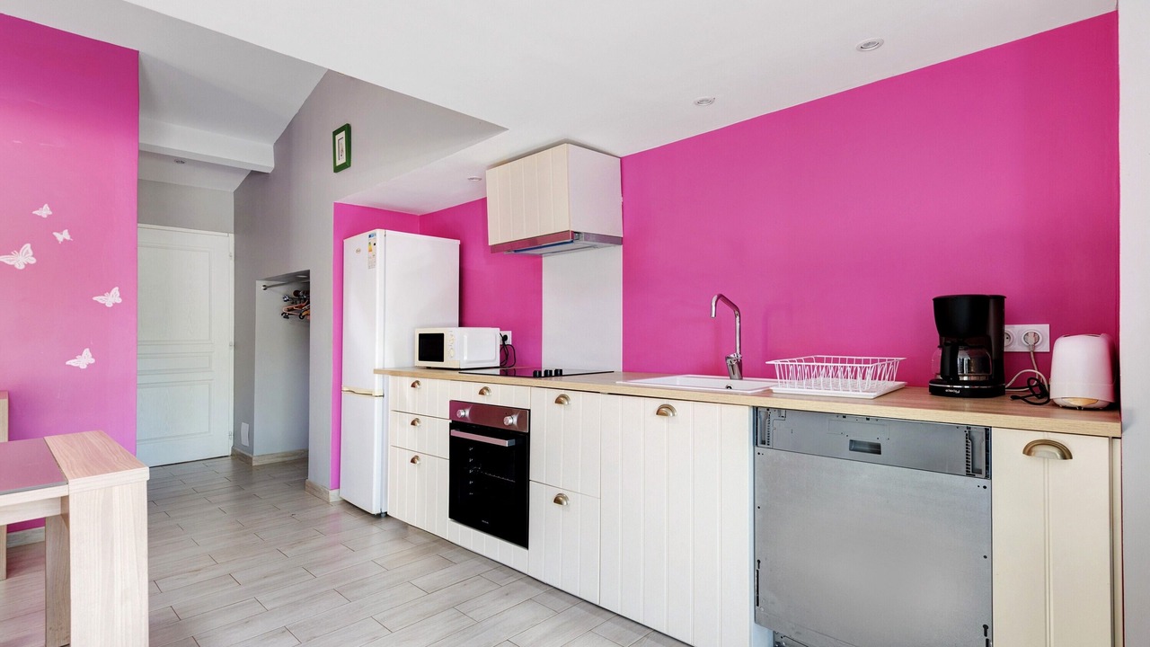 Photo of Kitchen in Begadan