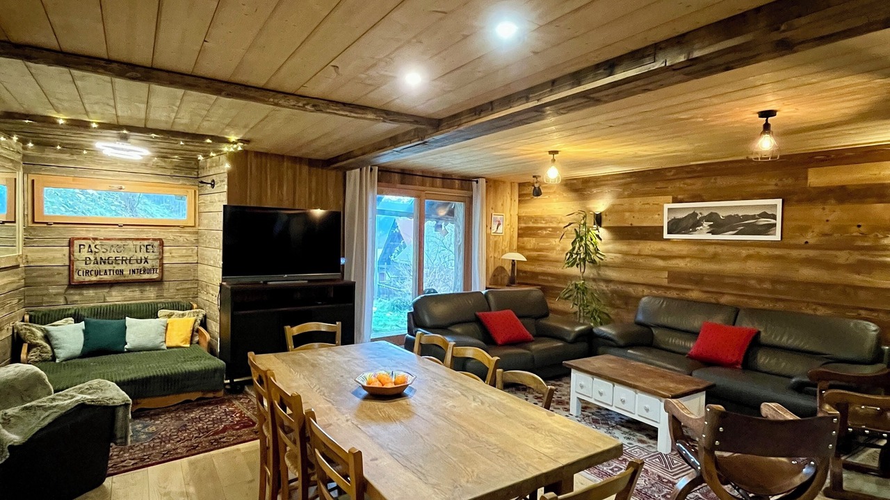 Photo of Livingroom in Oz