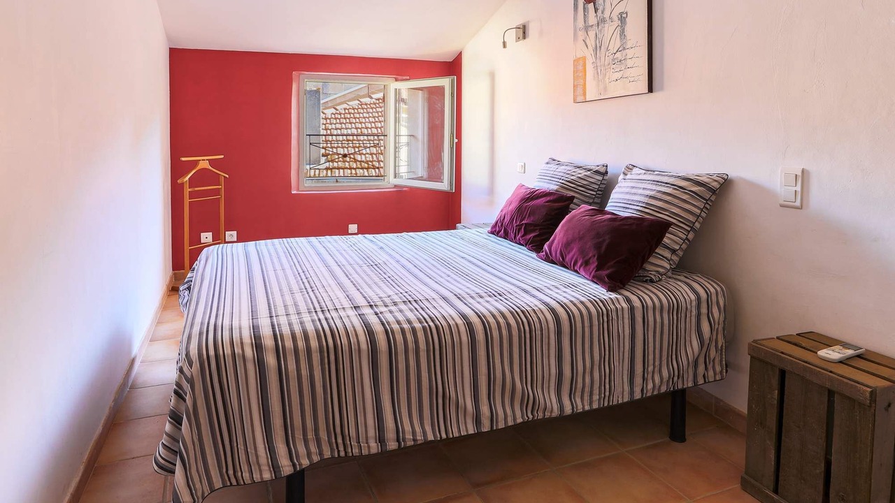 Photo of Bedroom in Vallabregues