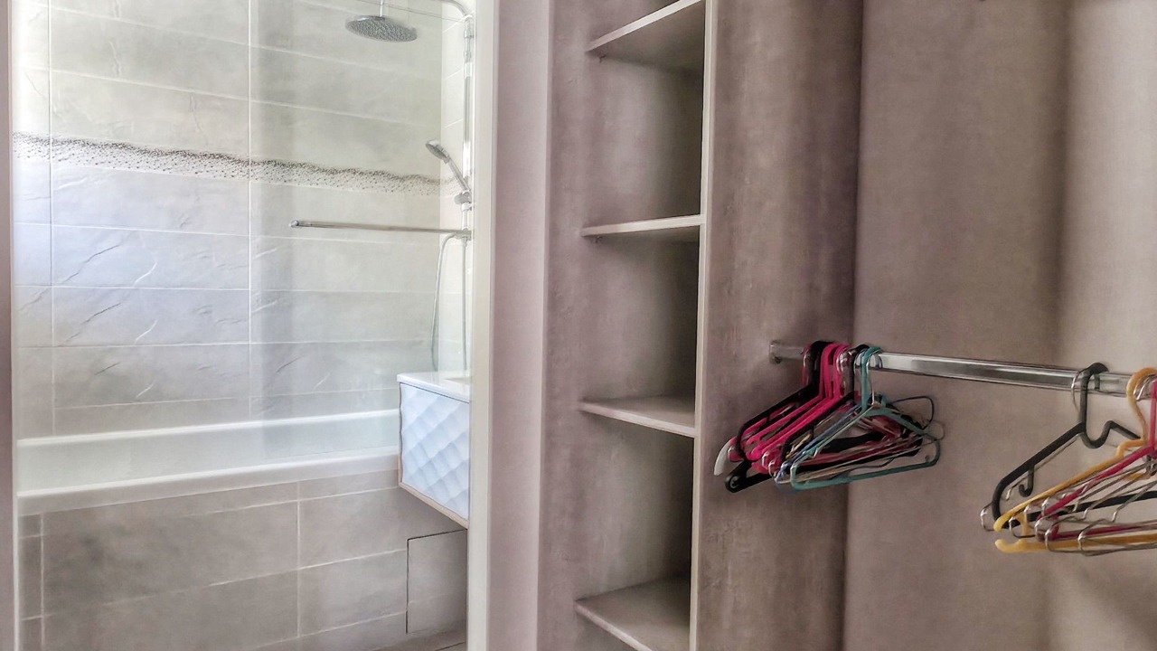 Photo of Bathroom in Roche-Saint-Secret