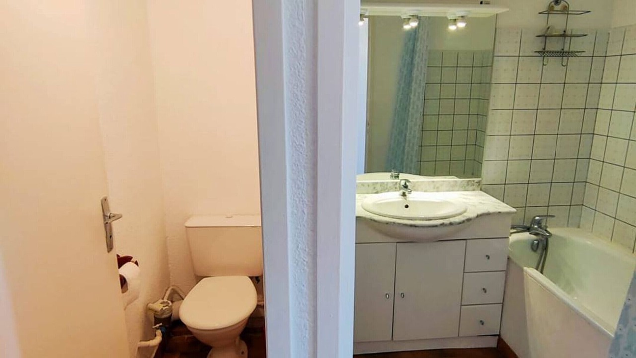 Photo of Bathroom in Le Port