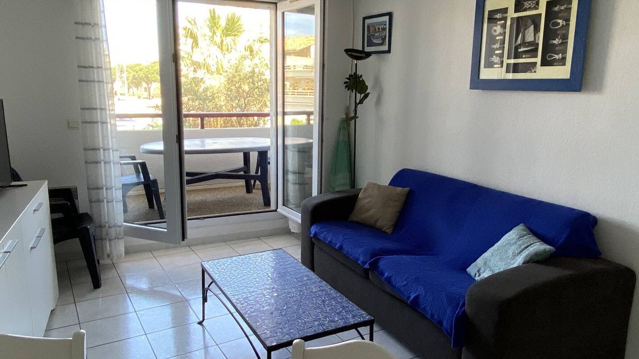 Photo of Livingroom in Le Port