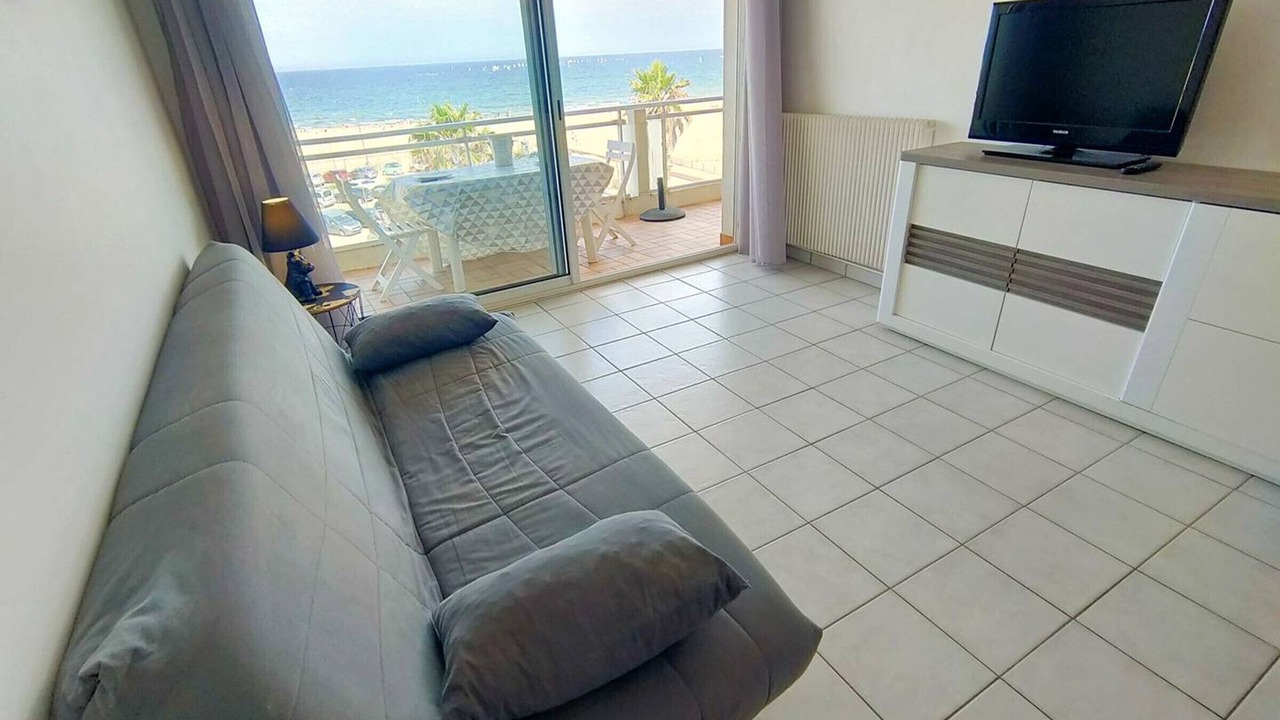 Photo of Livingroom in Le Port