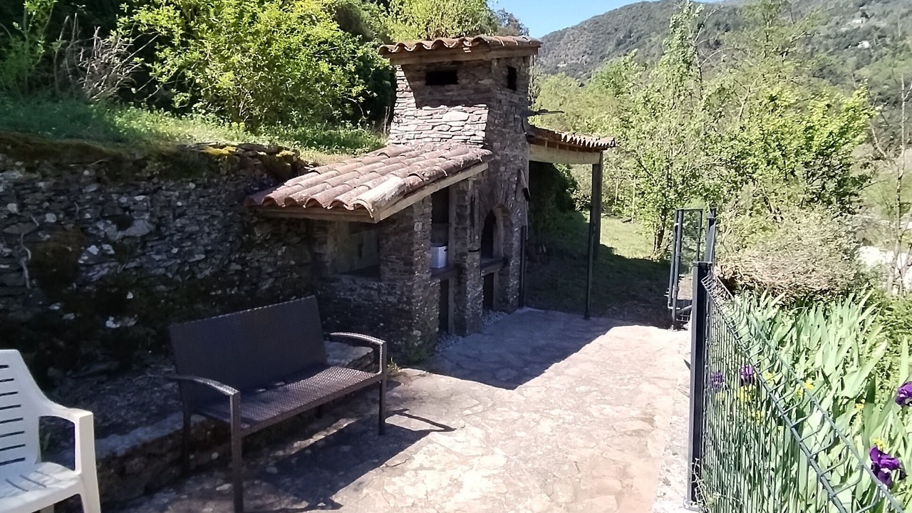 Photo of Patio Balcony in Saint-Andre-de-Majencoules