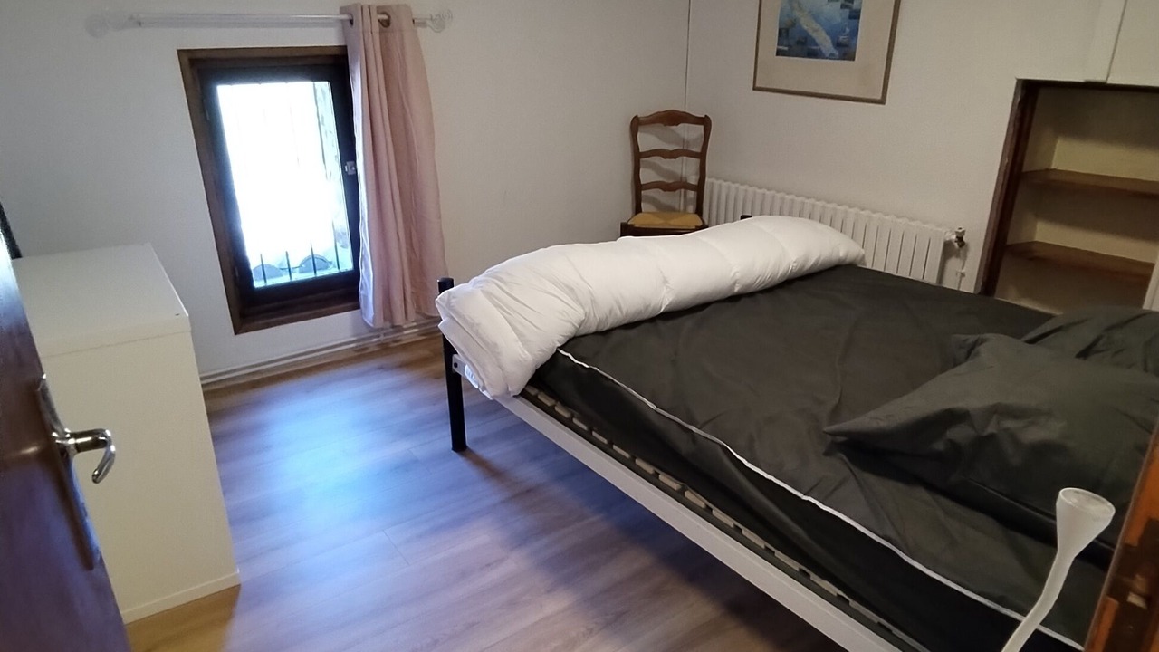 Photo of Bedroom in Saint-Andre-de-Majencoules