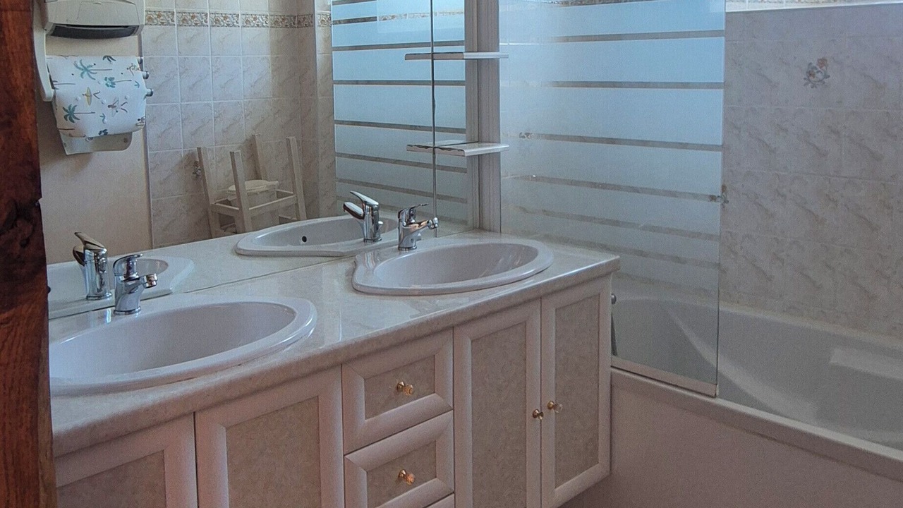 Photo of Bathroom in Saint-Jean-Lespinasse