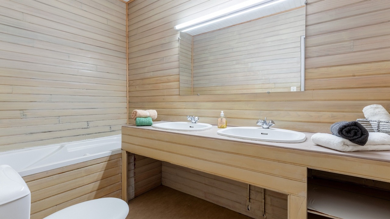 Photo of Bathroom in Saint-Christol-Les-Ales