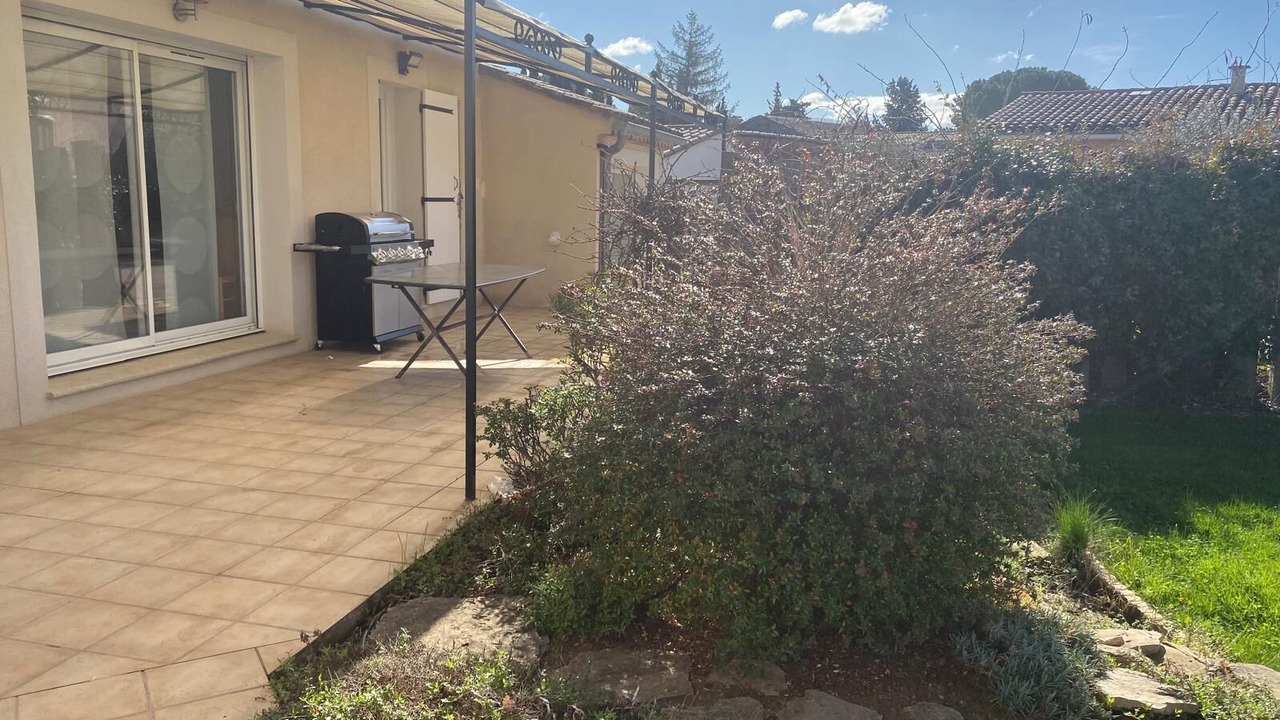 Photo of Patio Balcony in Mirabel-aux-Baronnies