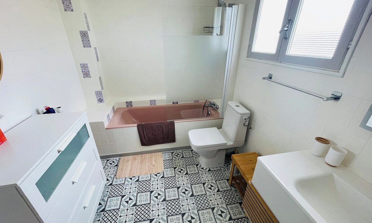 Photo of Bathroom in Six-Fours-les-Plages