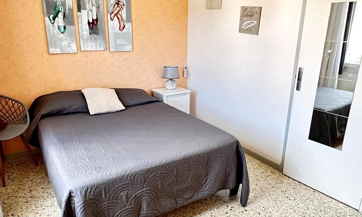 Photo of Bedroom in Six-Fours-les-Plages