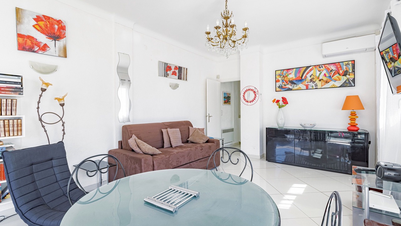 Photo of Livingroom in Mediterranee