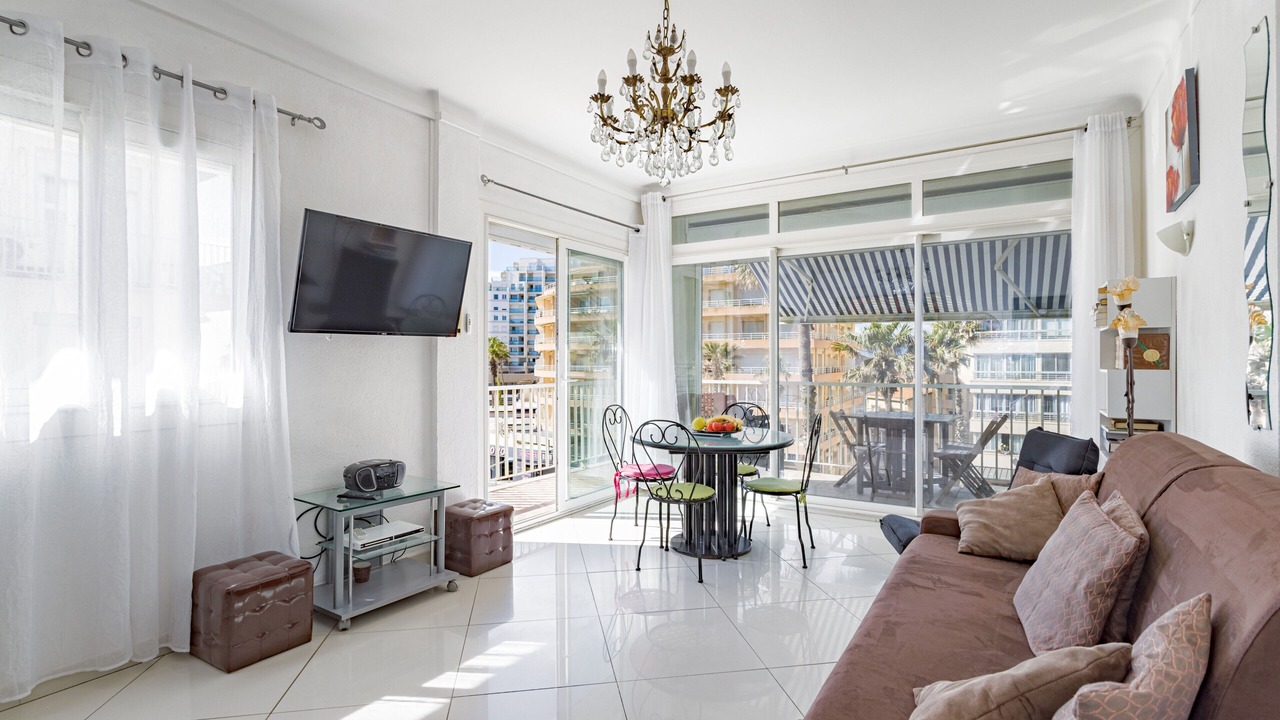 Photo of Livingroom in Mediterranee