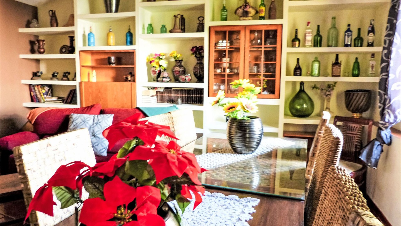 Photo of Livingroom in Alcover